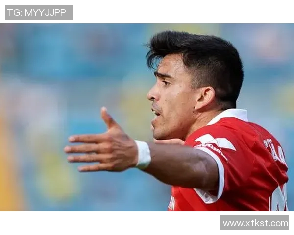 塞维利亚宣布与主教练续约至明年夏季，斗志昂扬迎接未来挑战