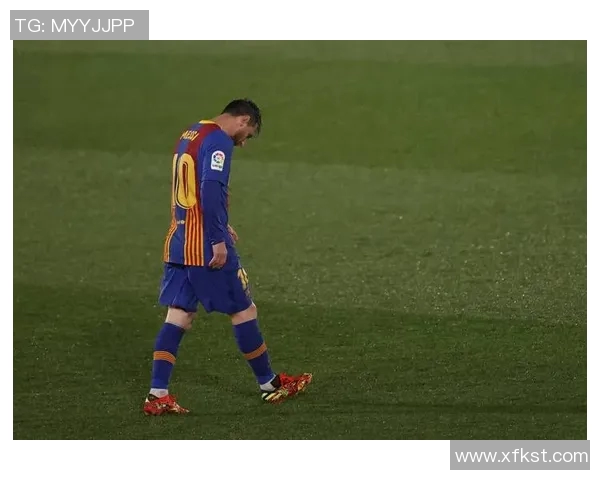 梅西继续为巴塞罗那效力,球迷热情高涨!